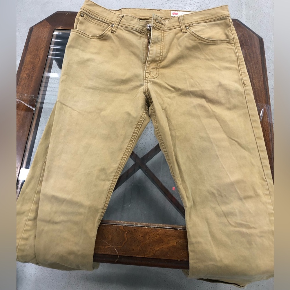 Men’s Wrangler 32x30 Straight Fit Tan Jeans